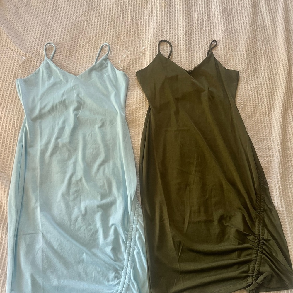 Retrod Blue and Green Midi Dress with Vibrant Elegance